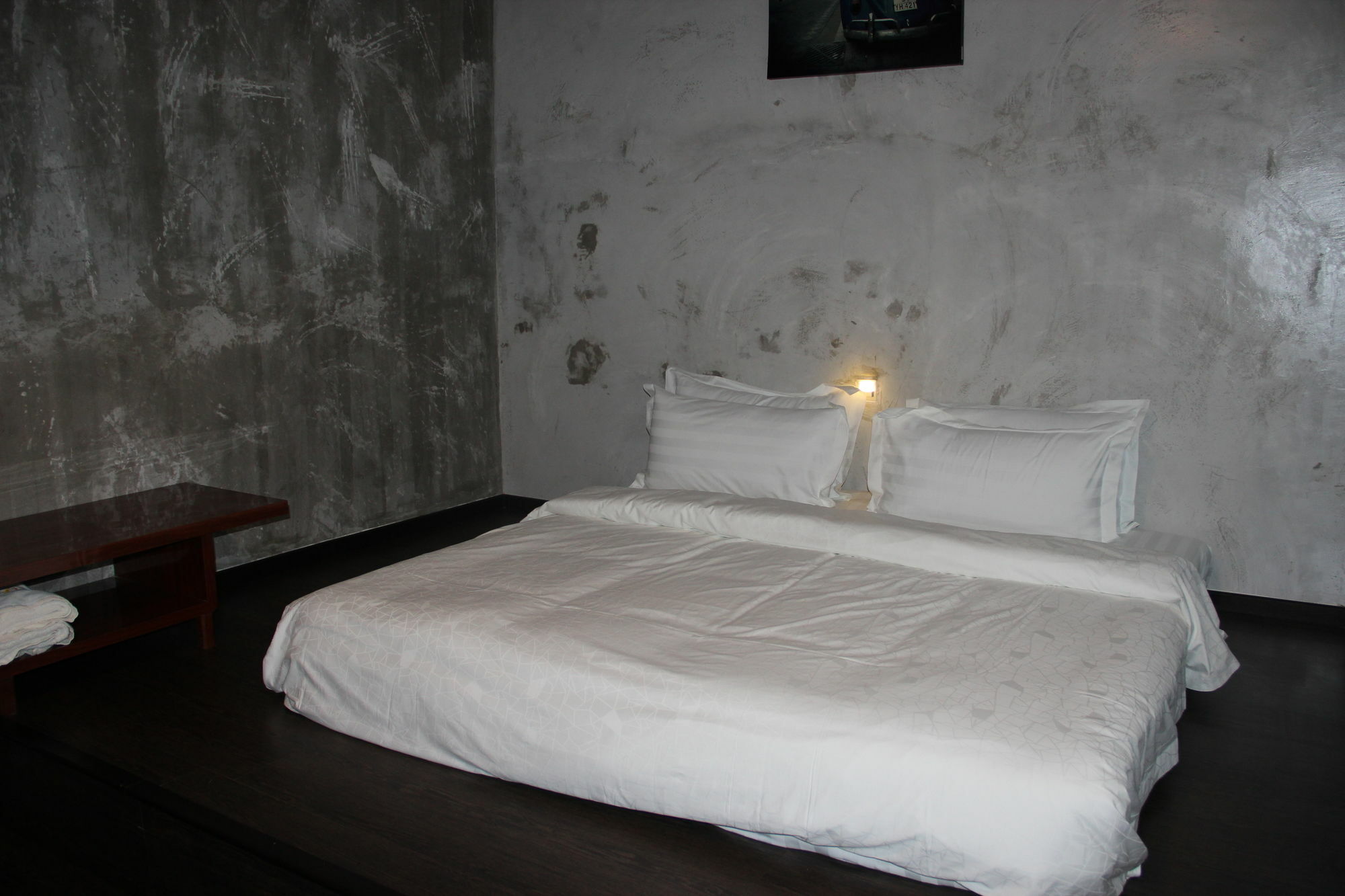 Oyo 1119 Memoire Express Hotel Кучинг Екстериор снимка