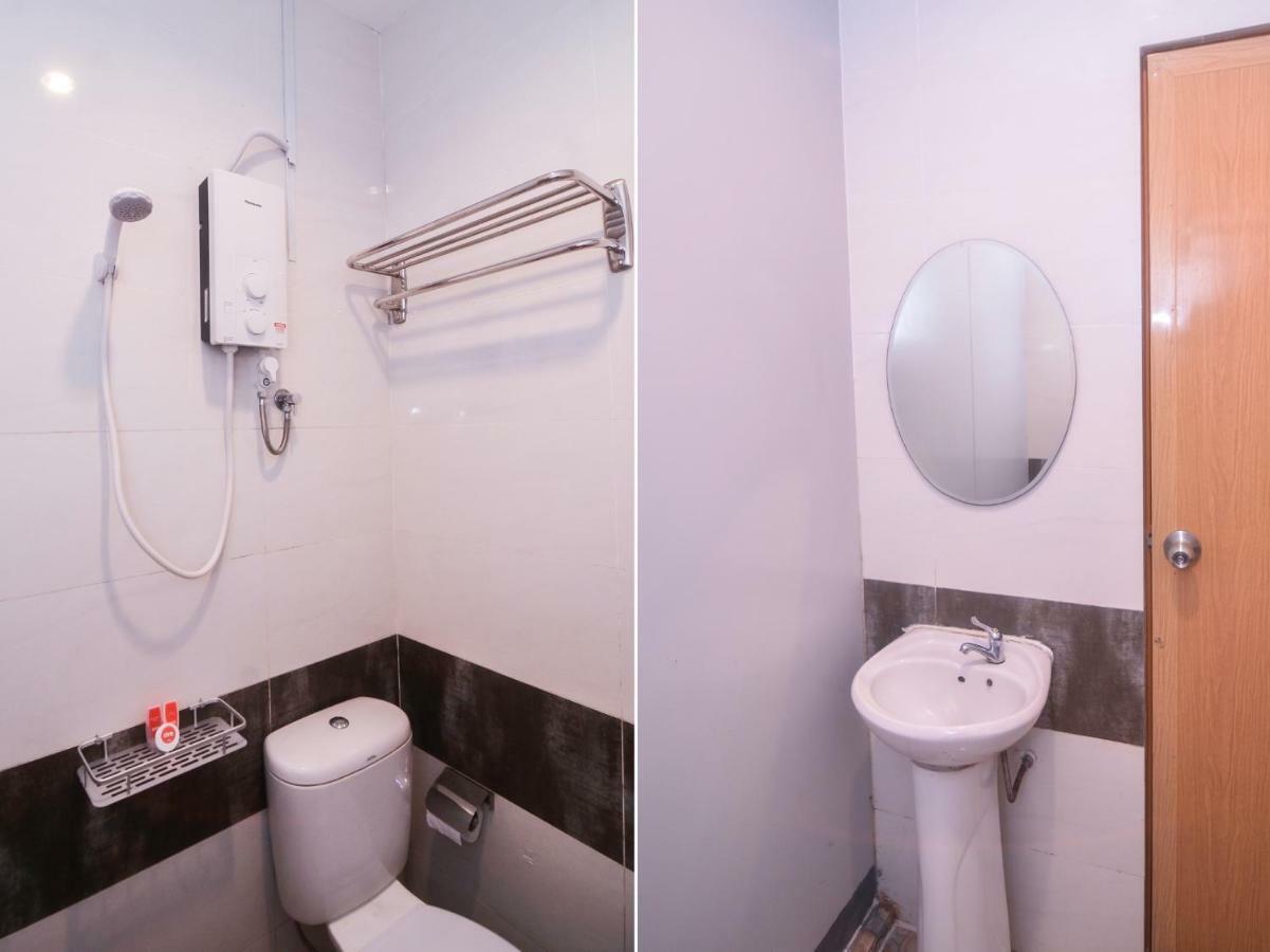 Oyo 1119 Memoire Express Hotel Кучинг Екстериор снимка