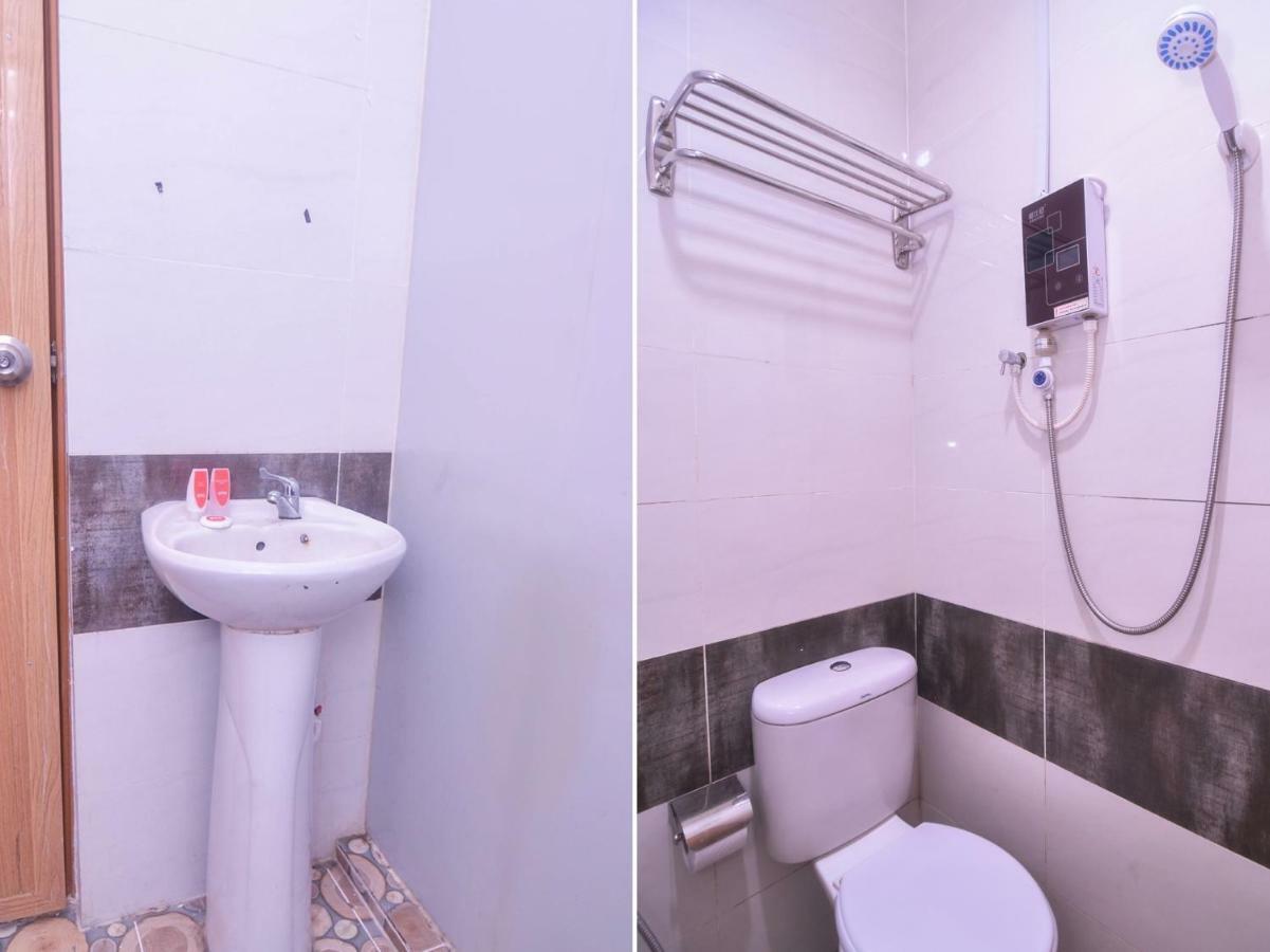 Oyo 1119 Memoire Express Hotel Кучинг Екстериор снимка